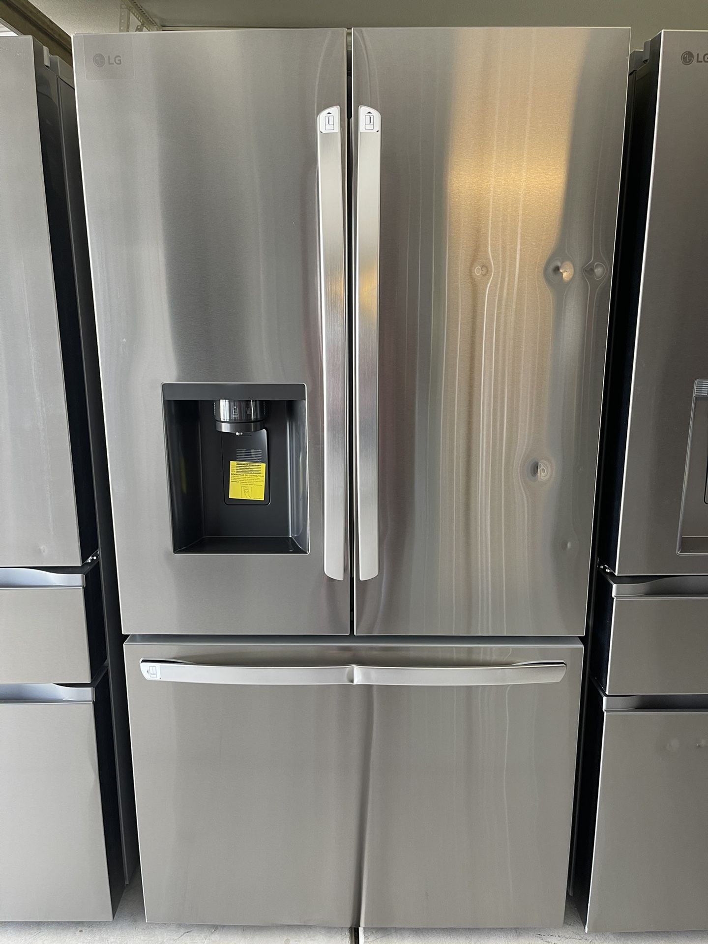 LG 26 cu. ft. Smart Counter-Depth MAX French Door Refrigerator 1