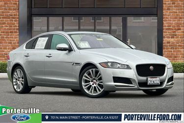2017 Jaguar XF