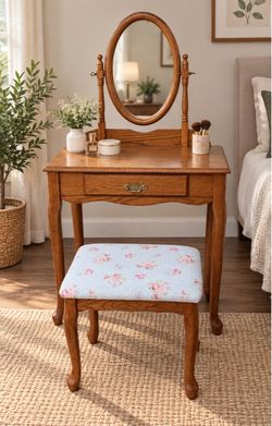 Wood Vanity Table Set with Mirror and Stool
