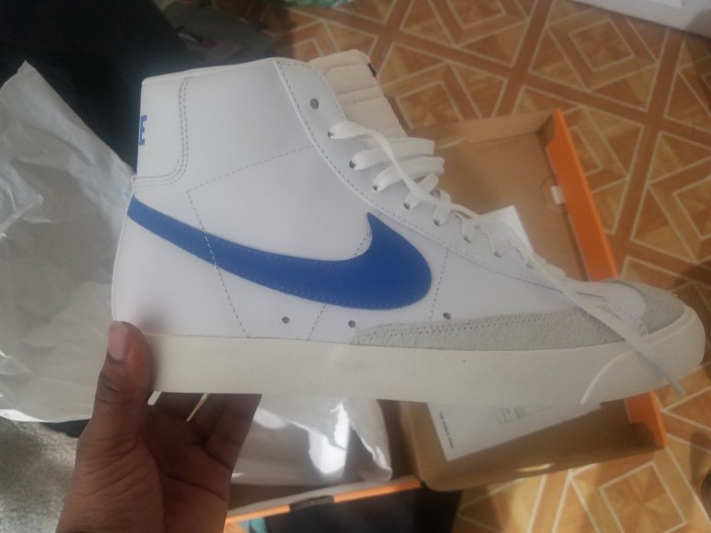 Nike Blazer Mid 77 Blue - Never worn