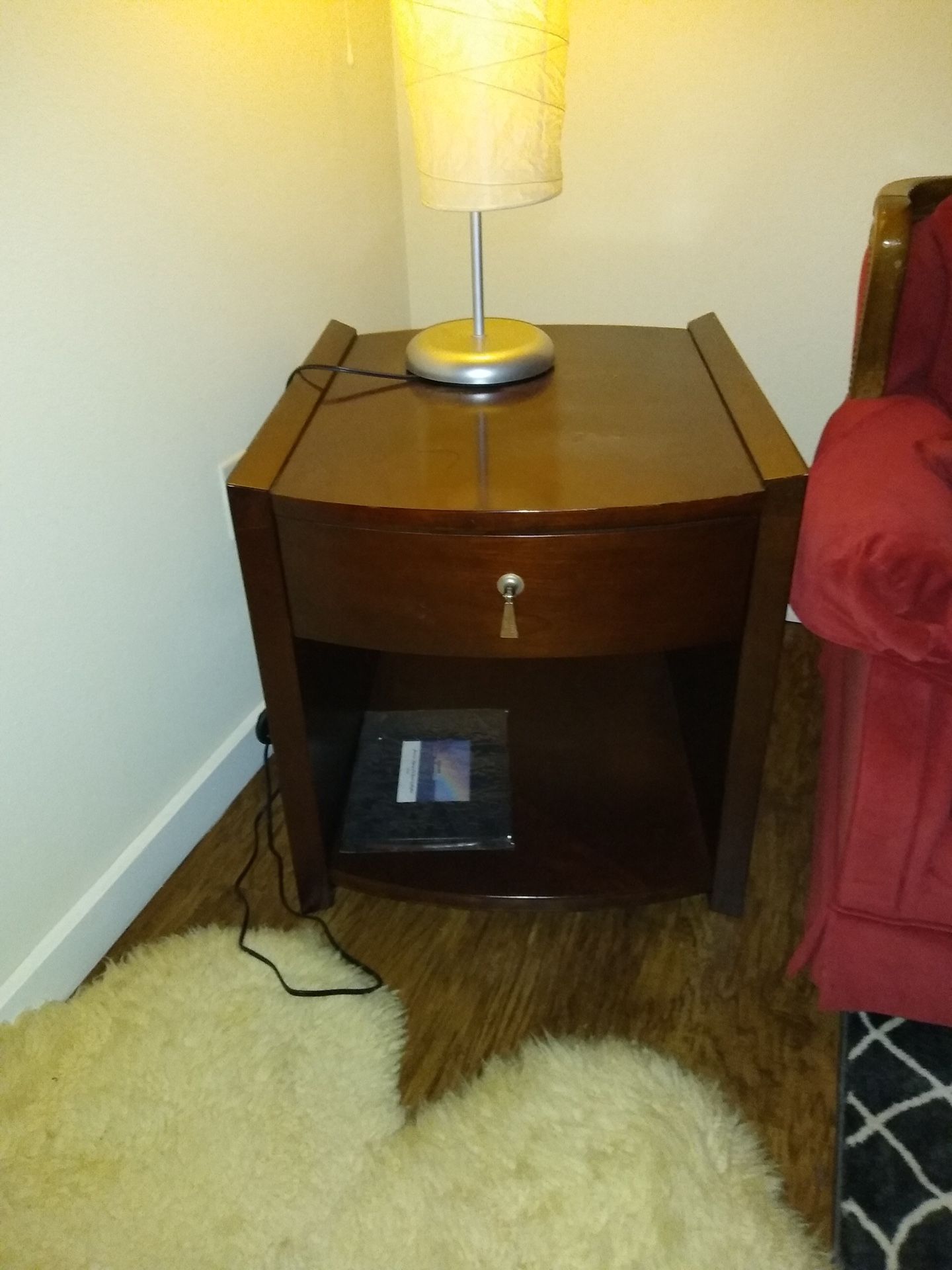 End table or nightstand with drawer