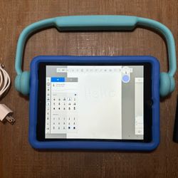 iPad 7 32GB With Drawing Pen And Speck Case