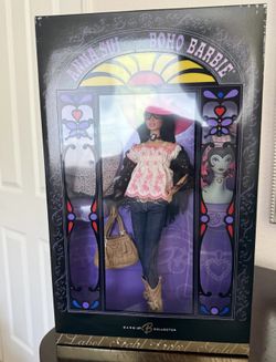 2005 Barbie Collector Gold Label Anna Sui Boho Barbie Mattel 