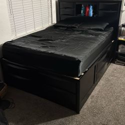 Captain Full Size Bed - Mattress Included 