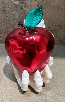 Bath Body Works EVIL APPLE WITCH HAND Wallflowers Plug Halloween 2022 Skull Lite 🍎