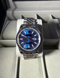 Men’s luxury watch