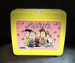 Vintage Snoopy Peanuts Plastic Thermos Yellow Lunchbox -  1956 Snoopy Thermos