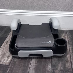Safety First Booster Seat Like New 