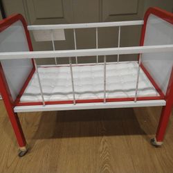 Vintage Metal Doll Bed