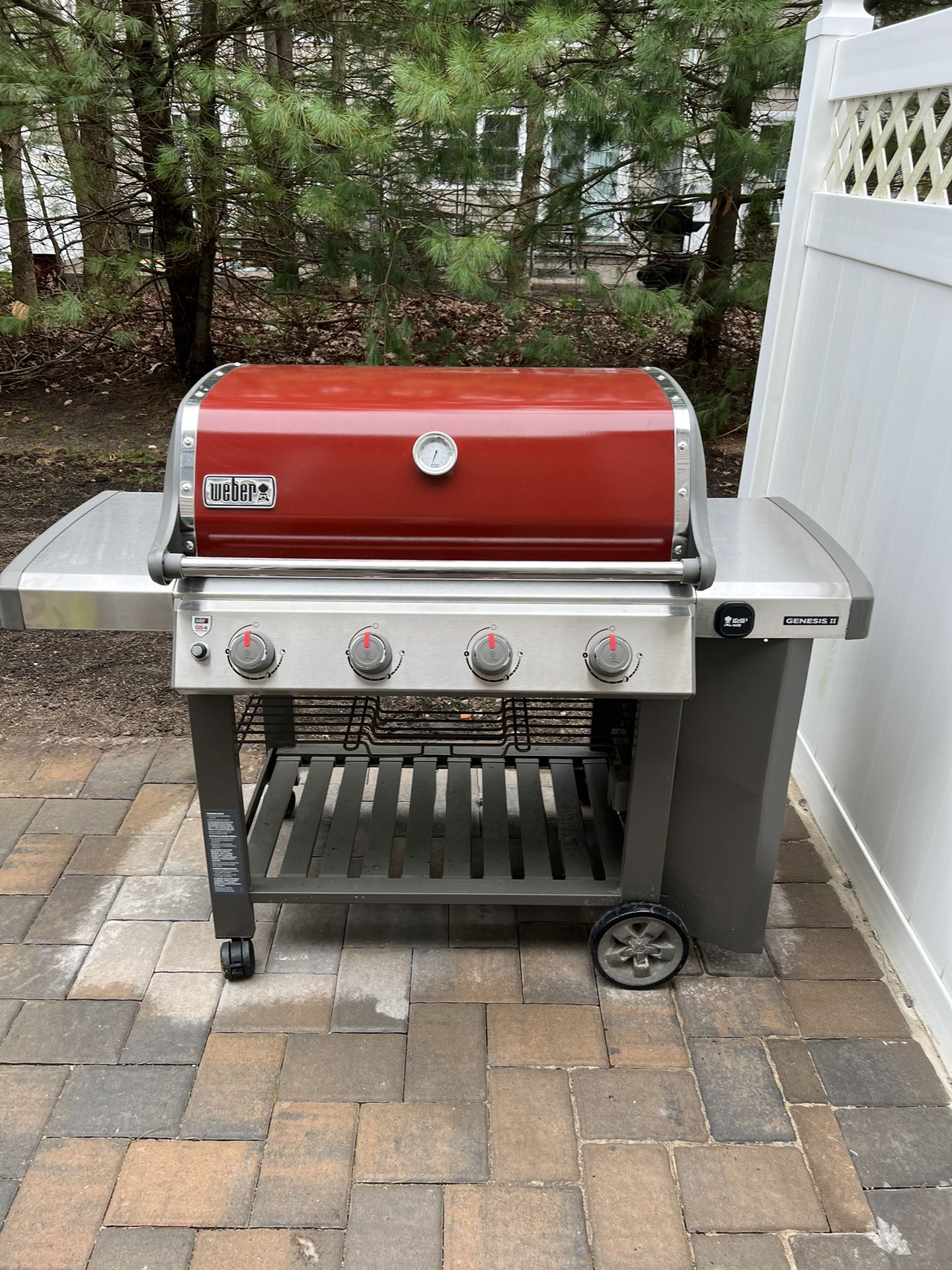 Phobia løfte op halvt weber genesis II E-410 4 burner crimson grill with cover and tank for Sale  in Bohemia, NY - OfferUp