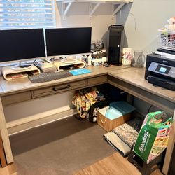 L Shaped Desk