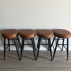 Set of 4 Counter‑Height Bar Stools – Stylish & Comfy! 