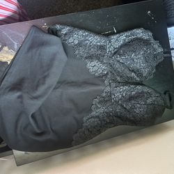 Women’s Clothing 