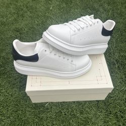 Alexander McQueen Leather Size 10