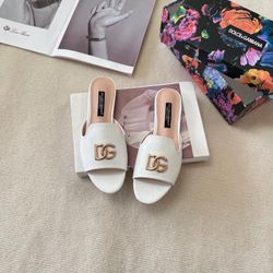 Dolce Gabbana Women’s Slides With Box 2026 New