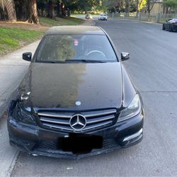 2014 MERCEDES C-250 Sport