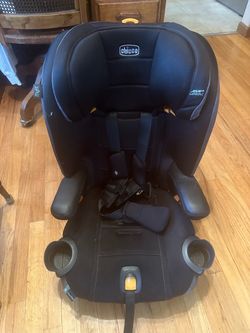 Chicco MyFit cleartex harness + Booster seat
