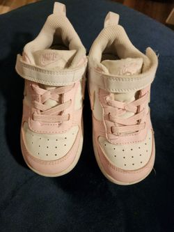 Nike girls shoes $20 both size 8c