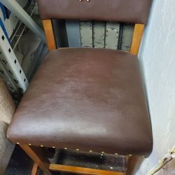 29in Barstools New In Box 50.00 Each 
