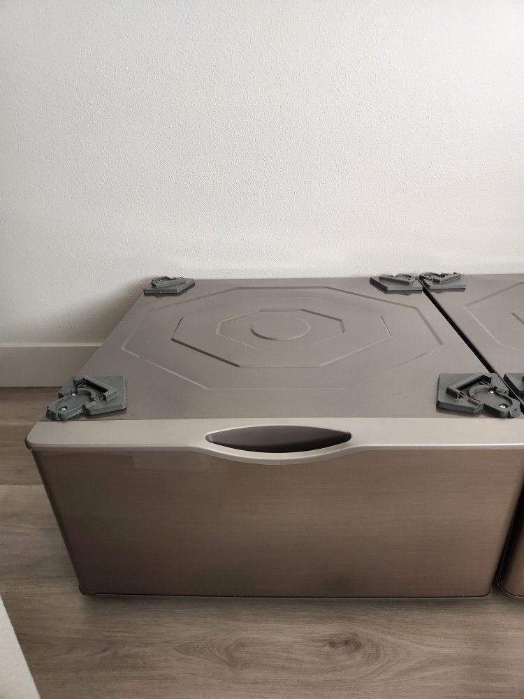 Samsung Universal Laundry Pedestal