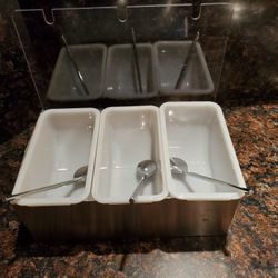 Rectangle Tray With Spoons