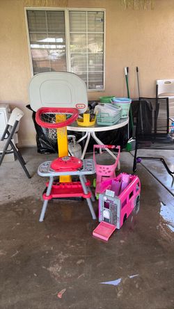 Free Kids Toy Lot – Little Tikes Basketball Hoop & More
