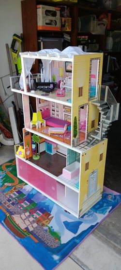 Doll house -Wooden three story Plus Accessories 