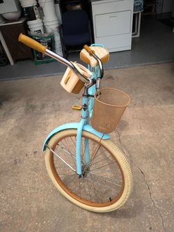 26" HUFFY  NEL LUSSO , woman's  BIKE , NEW , for Only $90.