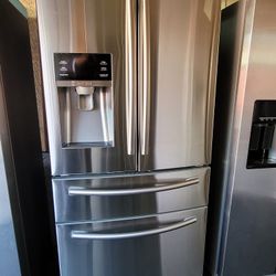 Samsung 33” W Counter Depth Refrigerator 4 Doors