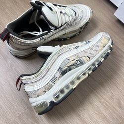 Nike Air Max 97 Newspapers size 9