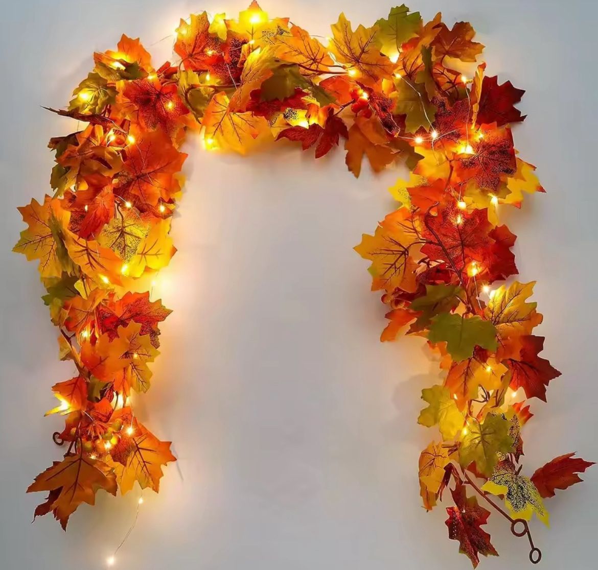 200CM Autumn Artificial Maple Leaf Wreath Leaf Plant Vine Home Decor Garden Halloween Wall Outdoor Doors Windows Decoration