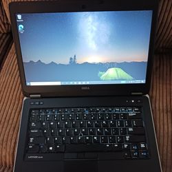 Dell Latitude Laptop Intel Core i5 12 GB RAM 500 GB HD Webcam HDMI Wi-Fi  Windows Professional 