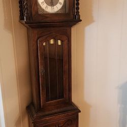 Grandfather Clock  Vintage 
