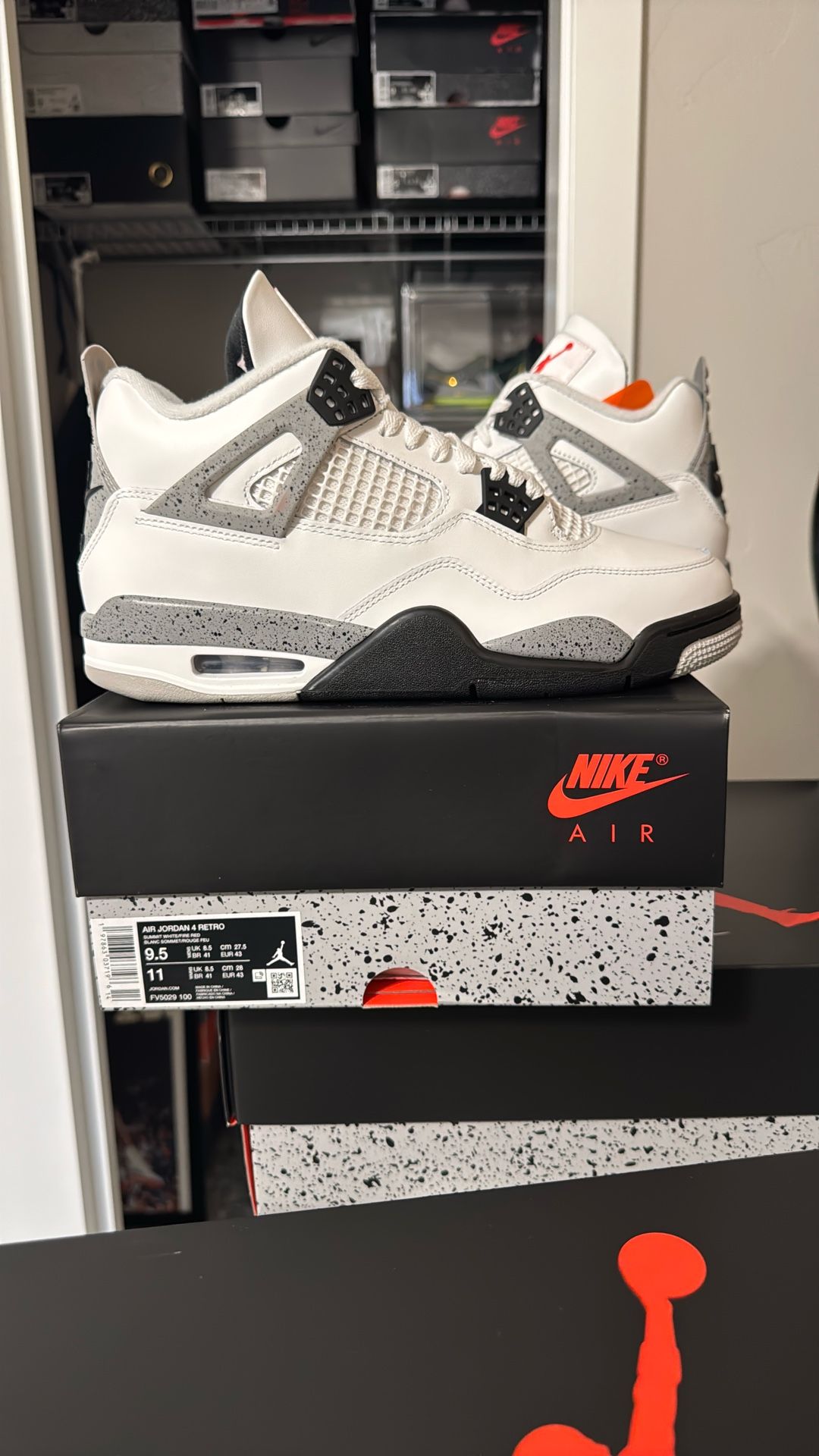 Jordan 4 Size 9.5M