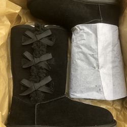UGG/BearPaw Boots Brand New 