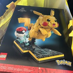 LEGO Pokémon Pikachu and Poke Ball 72152 BRAND NEW