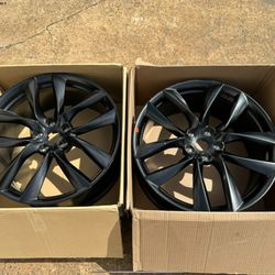2 Rear 2019 Model S Wheels 21x9 Black Arachnid rims