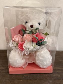 Valentine's Day Gift Bear with light up rose bouquet 💐.