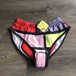 NWT Youth Sized Padded Cycling Shorts 