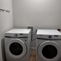 Samsung Electric Washer Dryer Set