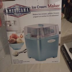 Ice Cream Maker 