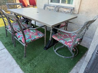 Patio,Outdoor Furniture,Dining Set,6 chairs,cushions and table.