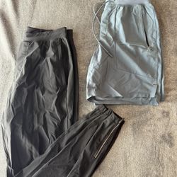 Lululemon Medium Jogger Pants & Shorts