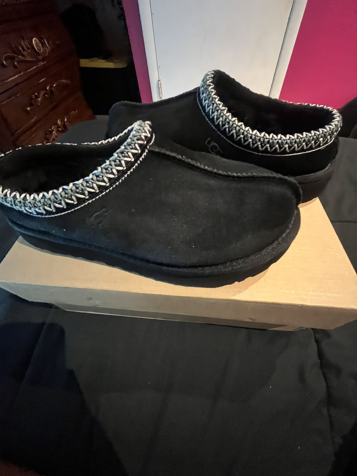 Ugg Slides