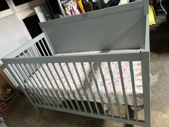 Baby crib