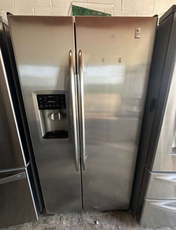 GE Side by Side Stainless Steel Refrigerator with IceMaker