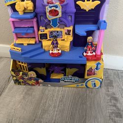 New DC Friends Playset