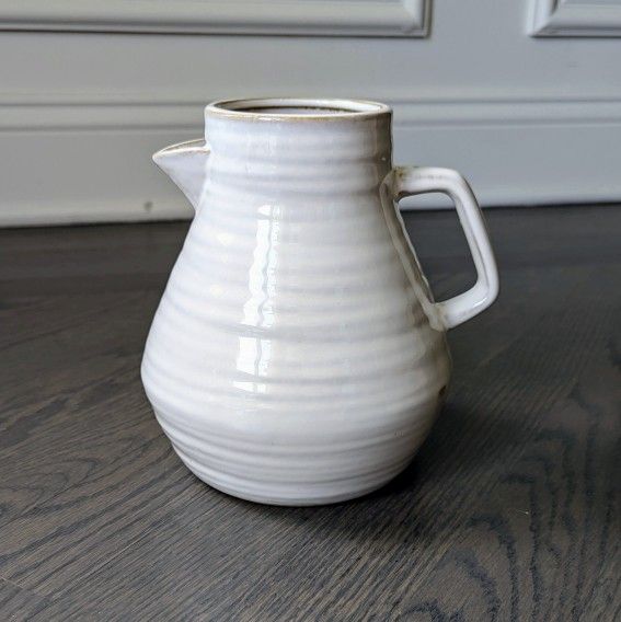 Ceramic Glazed Flower Pot with Handle | Vase 7", White