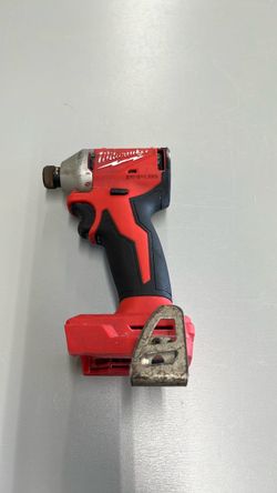 Milwaukee impact driver 1/4” used