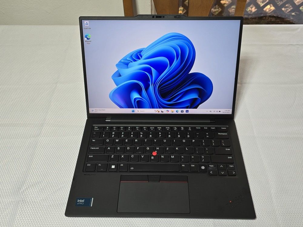 Lenovo ThinkPad X1 Carbon Gen 12 14" TOUCH Ultra 5 135U 16GB 256GB SSD